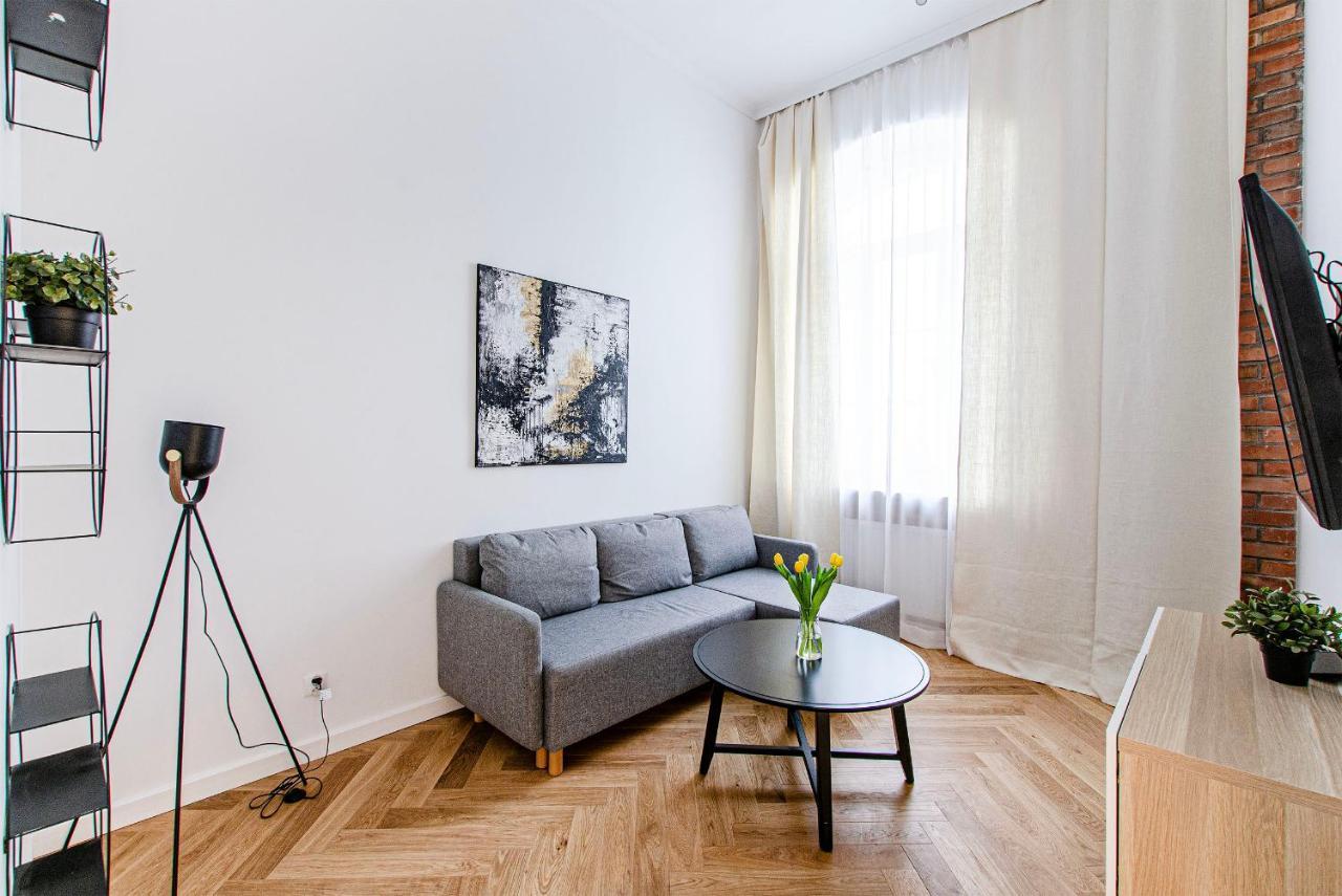 Smart Rental Management Apartments - City Center Wroclaw Ngoại thất bức ảnh